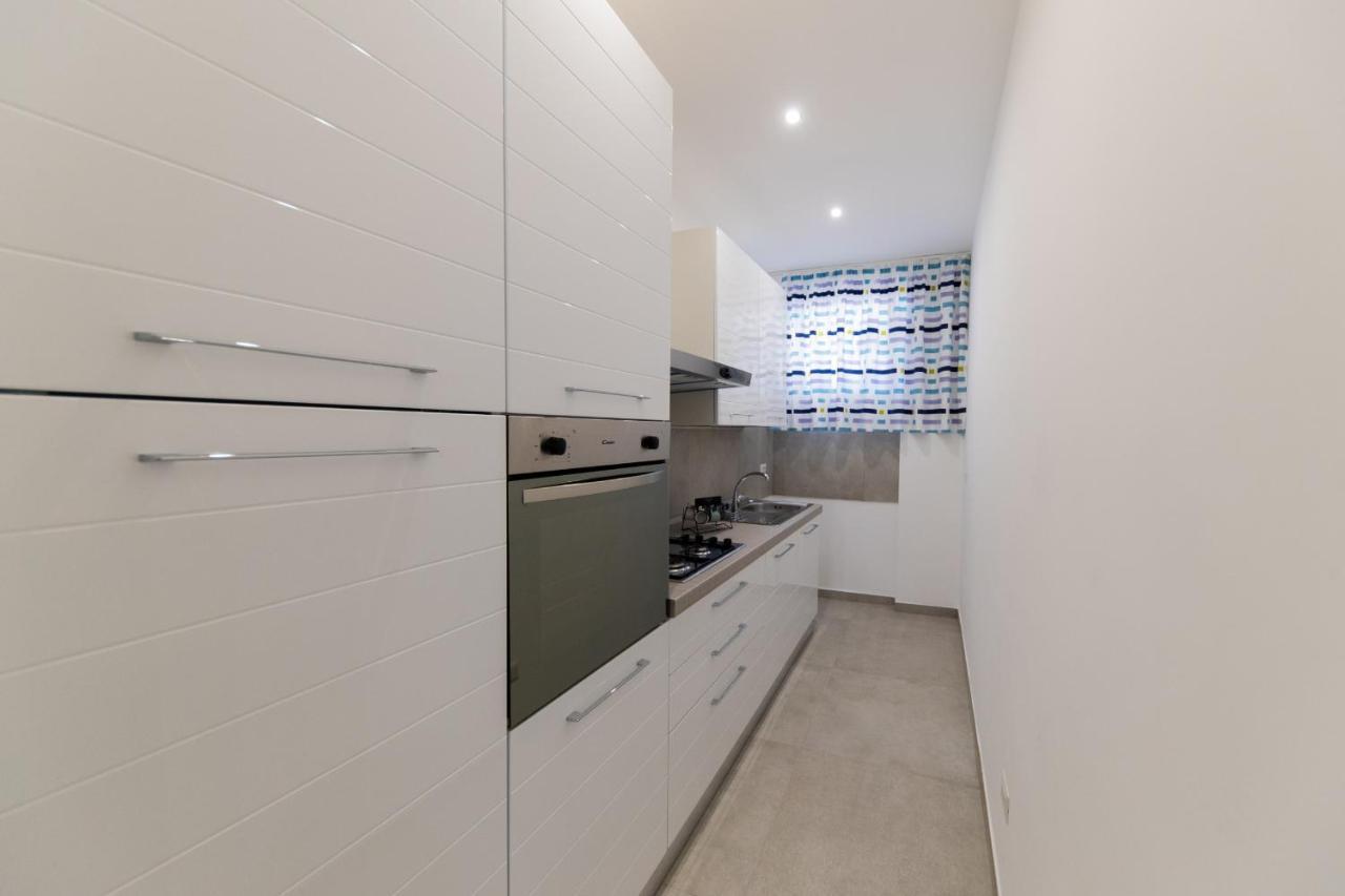 Plume Apartment By Wonderful Italy バーリ エクステリア 写真